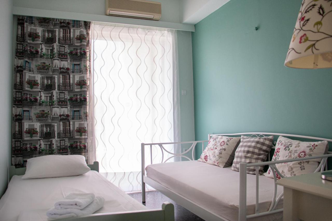 Helen Hotel Poros Town ภายนอก รูปภาพ