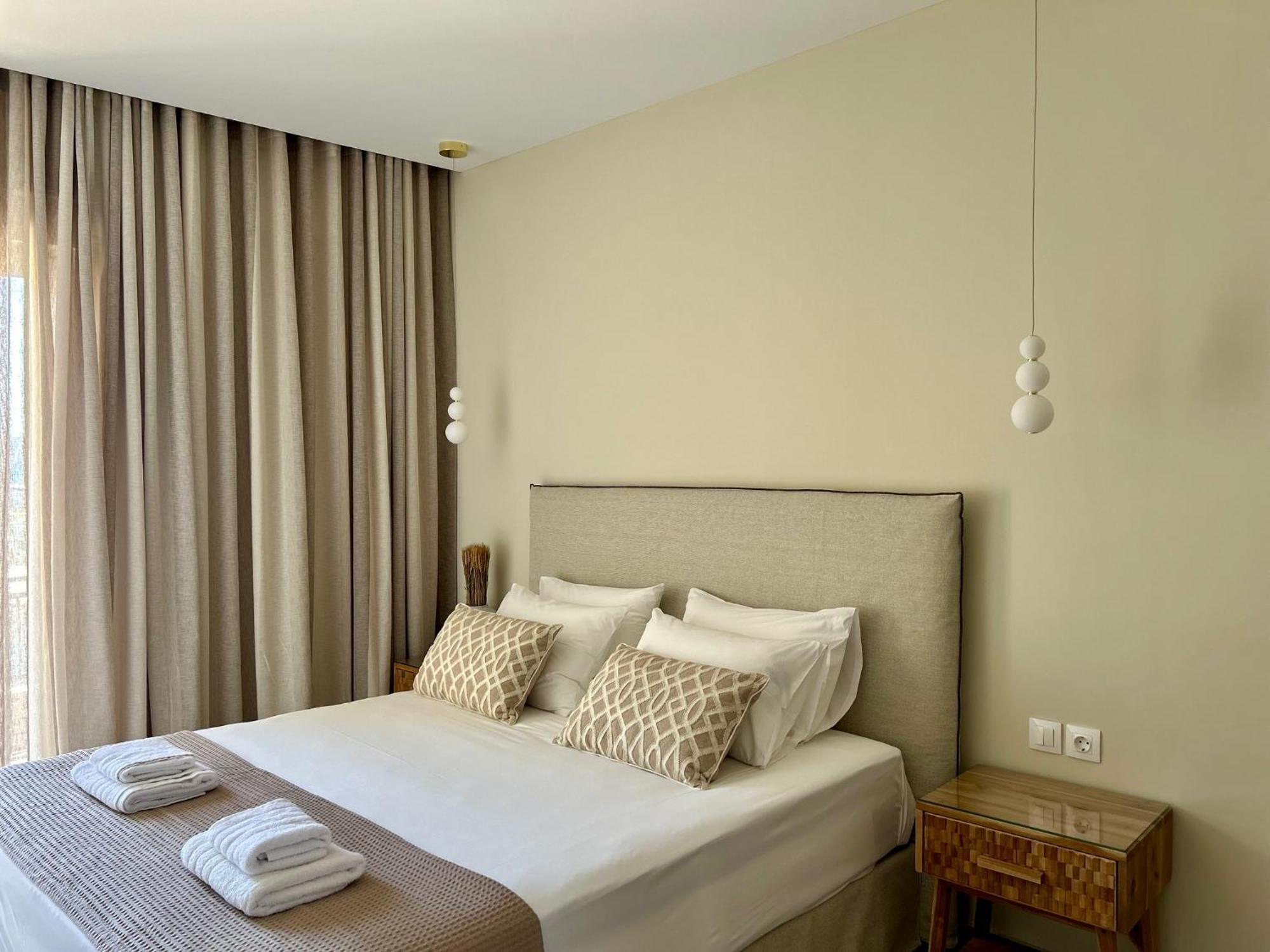 Helen Hotel Poros Town ภายนอก รูปภาพ