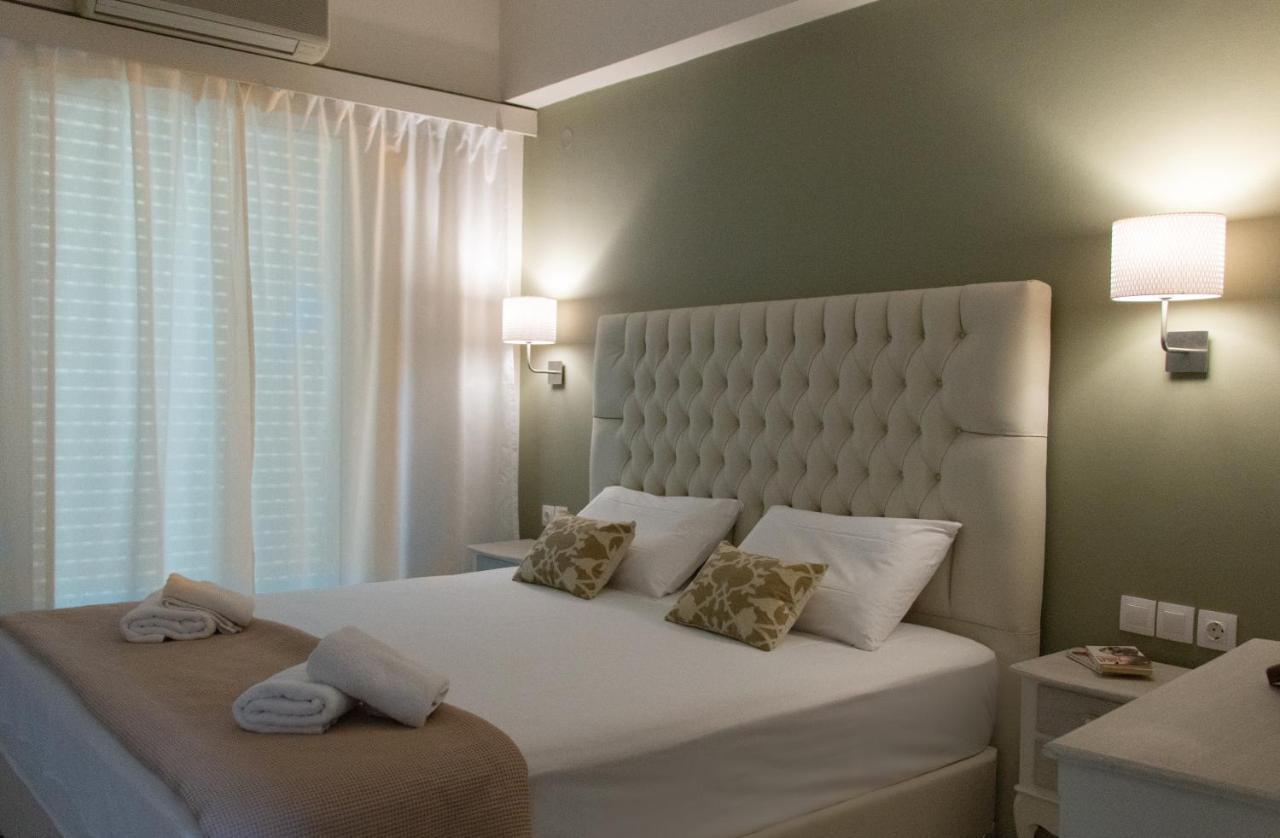 Helen Hotel Poros Town ภายนอก รูปภาพ
